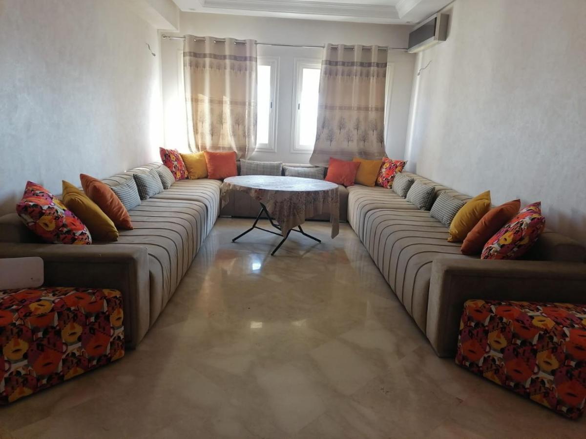 Appartement En Plein Centre De Casablanca Buitenkant foto