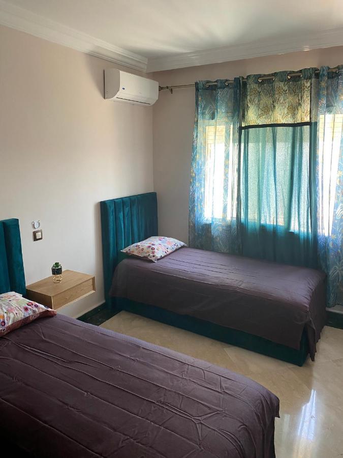 Appartement En Plein Centre De Casablanca Buitenkant foto